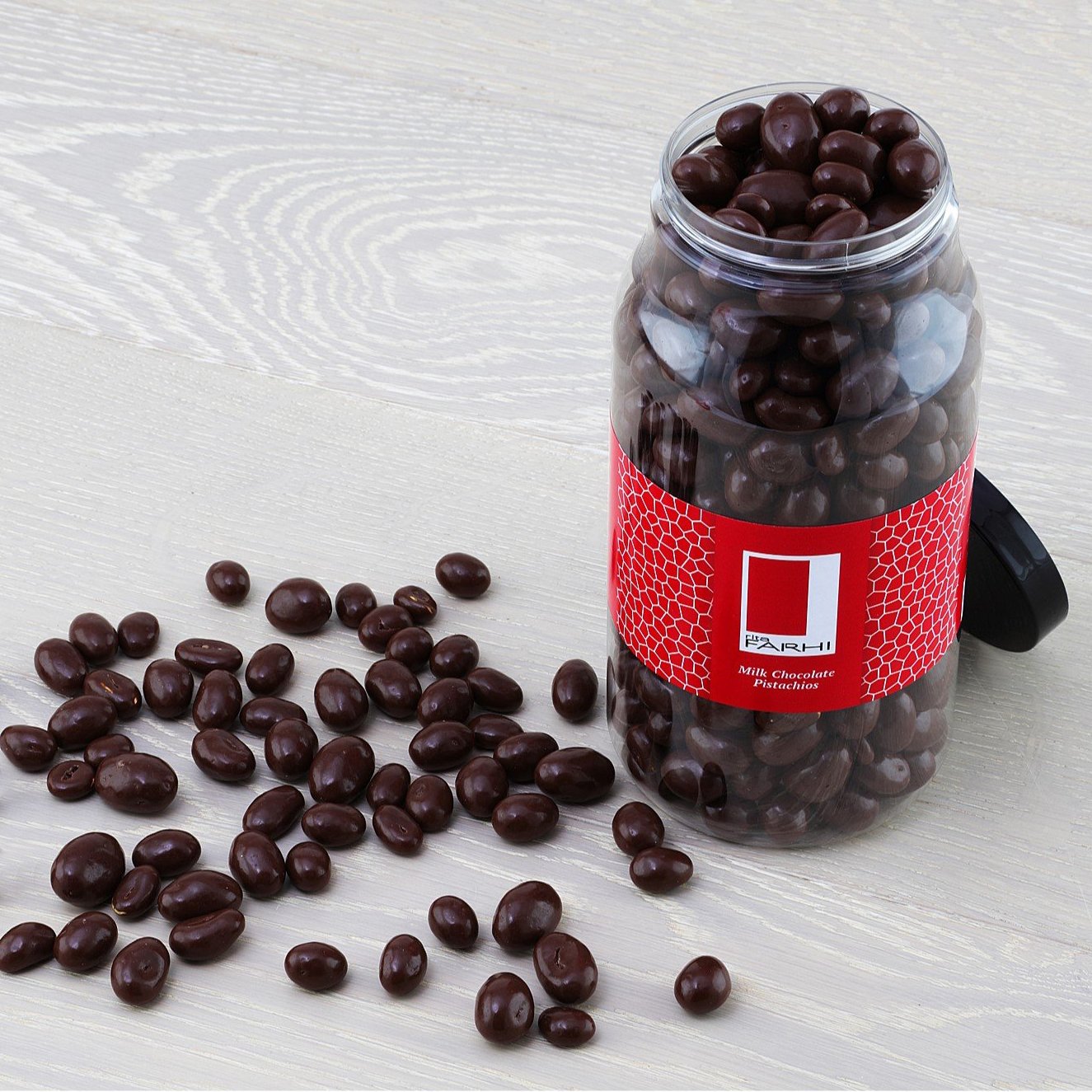 Milk Chocolate Coated Pistachios, 780g-1