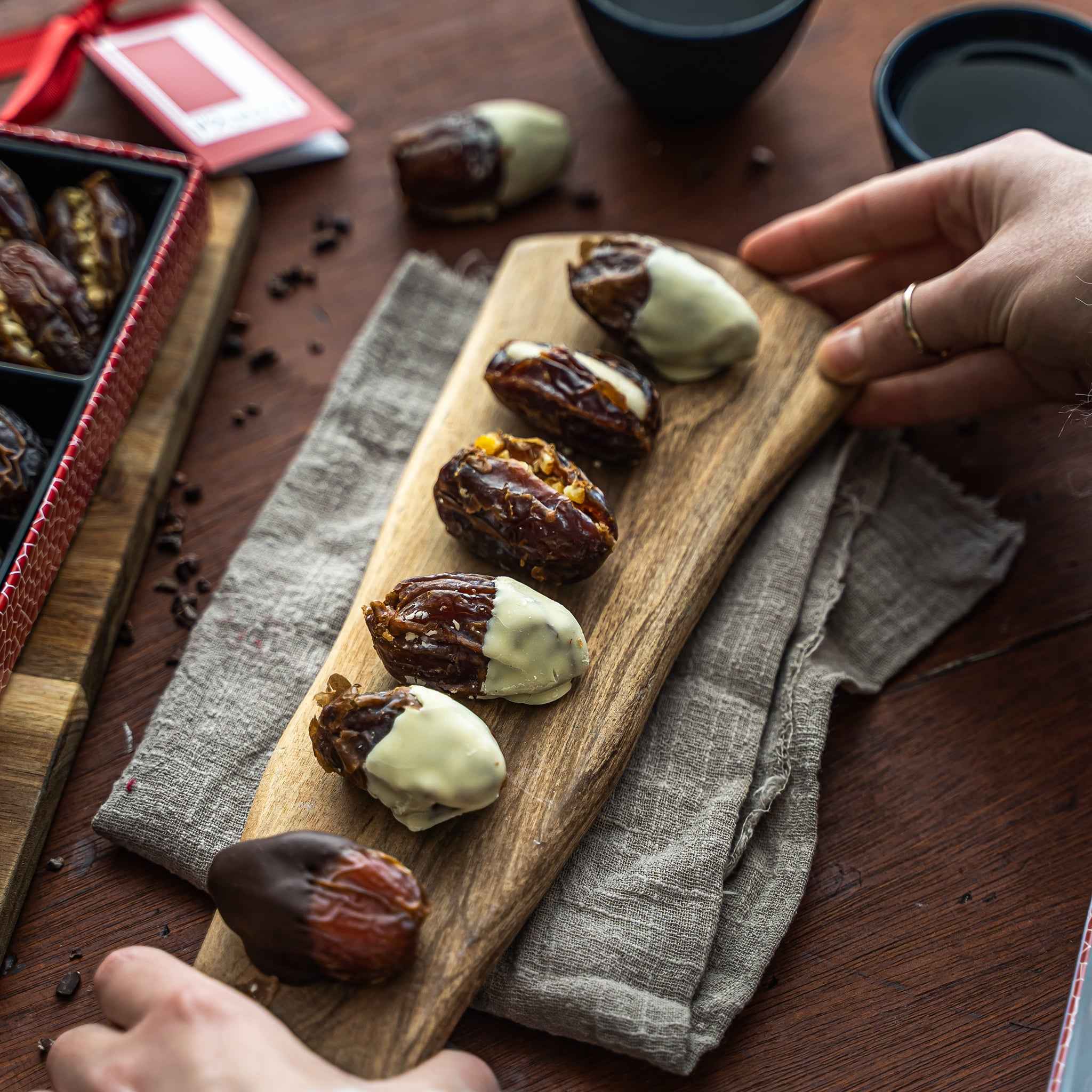 Luxury Chocolate Dipped & Assorted Fruit and Nut Stuffed Date Selection, 720g